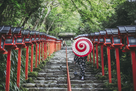 日本の神社・仏閣に見られる星座の象徴と歴史的意味